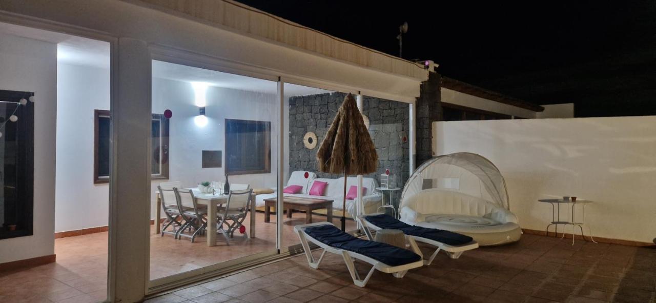 Villa Baroli Amplia Piscina Privada Climatizada Playa Blanca  Exterior foto